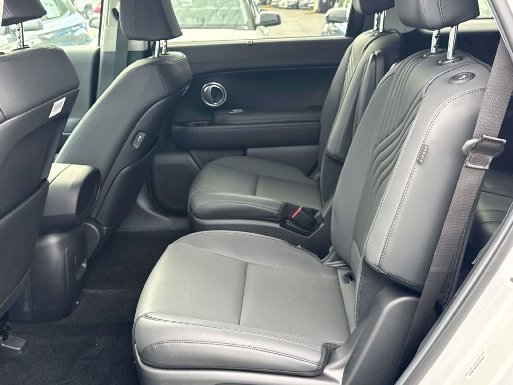 2027 Hyundai PALISADE HYBRID Blue SEL 8 Passenger