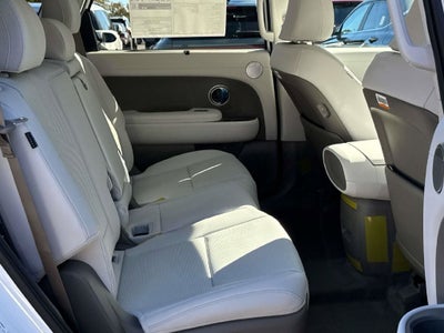 2027 Hyundai PALISADE SEL 8 Passenger