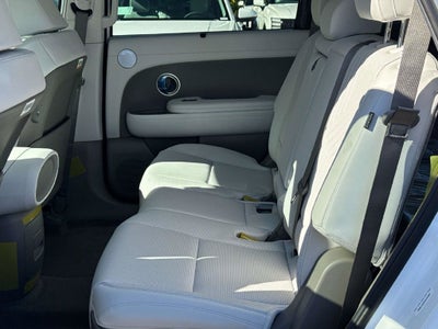 2027 Hyundai PALISADE SEL 8 Passenger