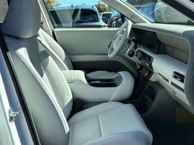 2027 Hyundai PALISADE SEL 8 Passenger
