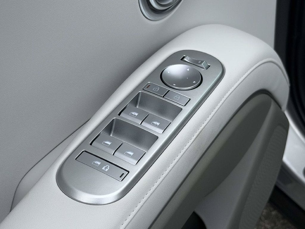 2027 Hyundai PALISADE SEL 8 Passenger