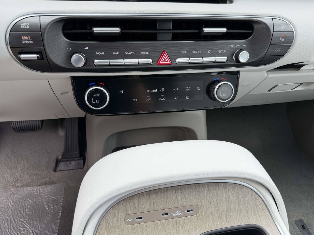 2027 Hyundai PALISADE SEL 8 Passenger