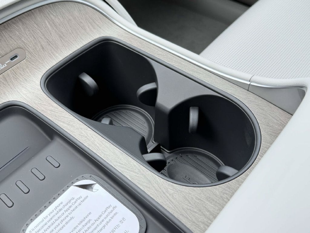 2027 Hyundai PALISADE SEL 8 Passenger