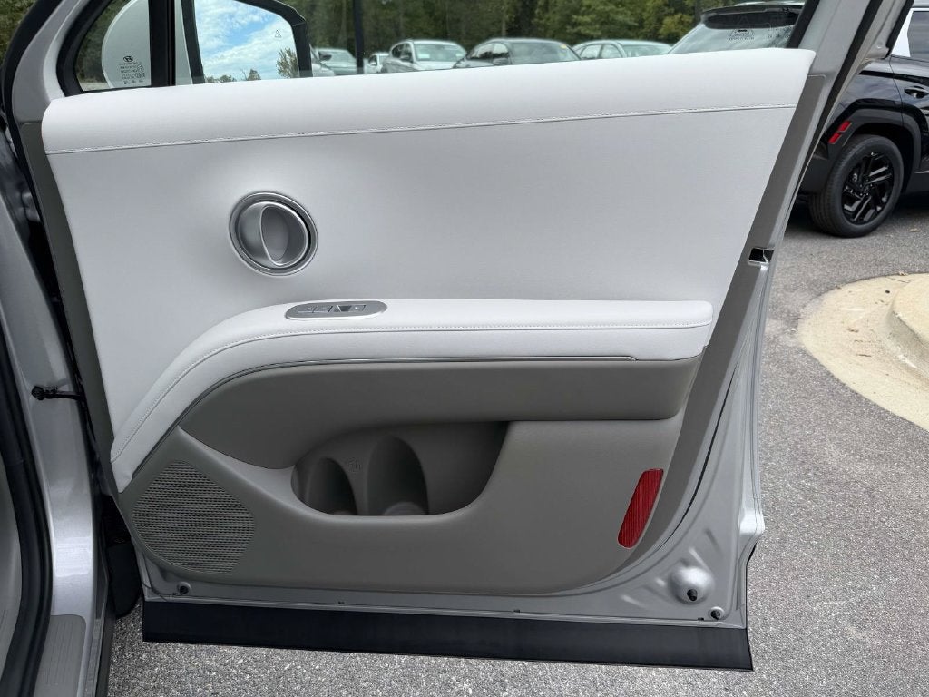2027 Hyundai PALISADE SEL 8 Passenger