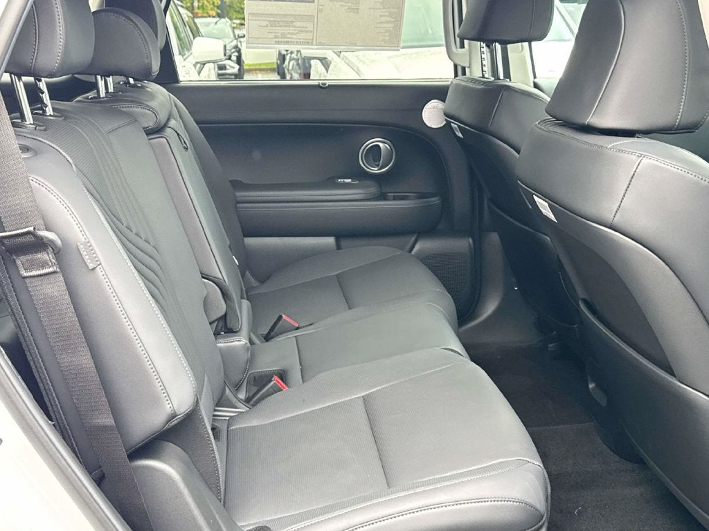 2027 Hyundai PALISADE HYBRID SEL 8 Passenger