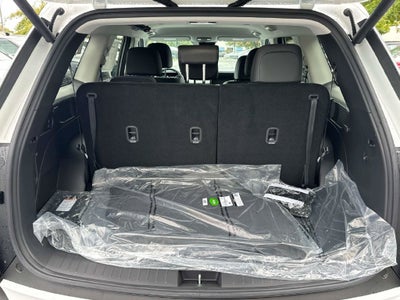2027 Hyundai PALISADE HYBRID SEL 8 Passenger