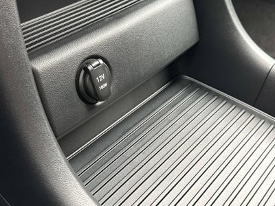 2027 Hyundai PALISADE HYBRID SEL 8 Passenger