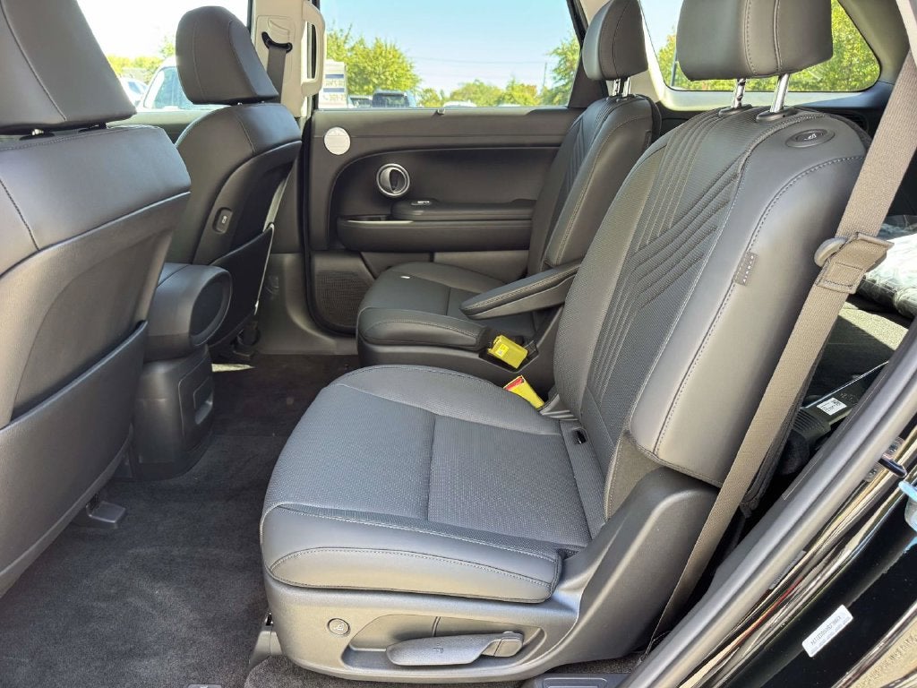 2027 Hyundai PALISADE HYBRID SEL 7 Passenger