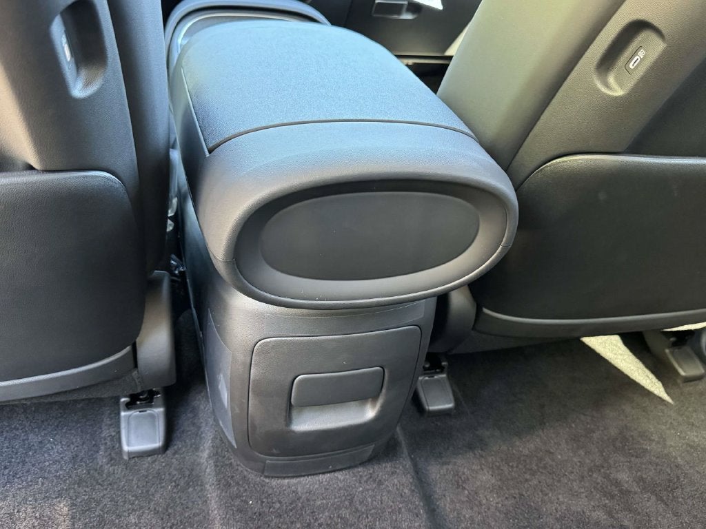 2027 Hyundai PALISADE HYBRID SEL 7 Passenger