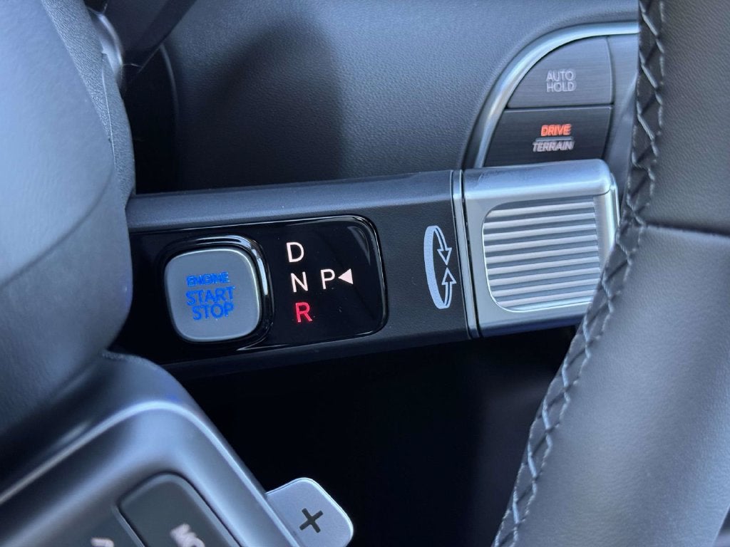 2027 Hyundai PALISADE HYBRID SEL 7 Passenger