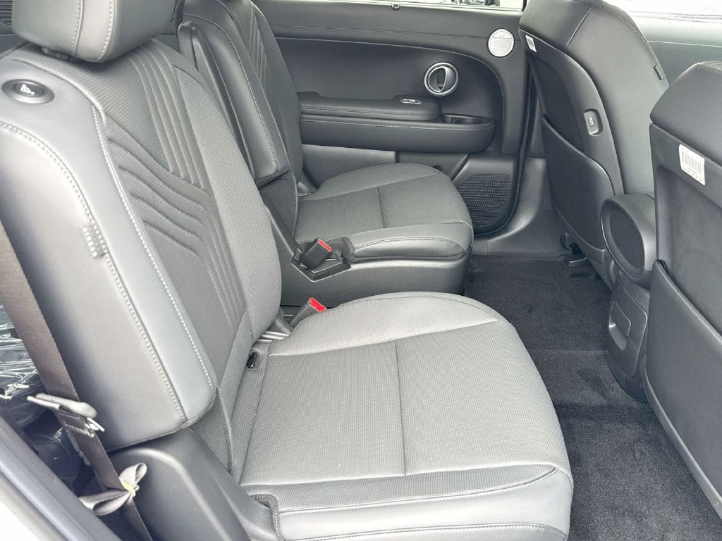 2027 Hyundai PALISADE HYBRID SEL 7 Passenger
