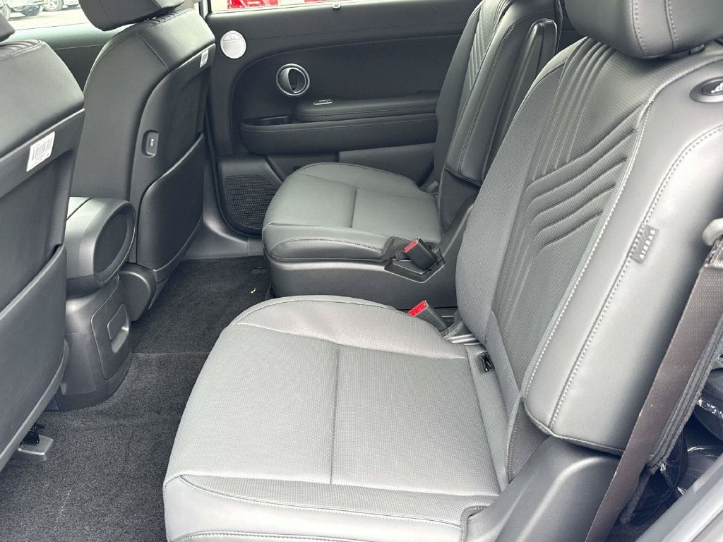 2027 Hyundai PALISADE HYBRID SEL 7 Passenger