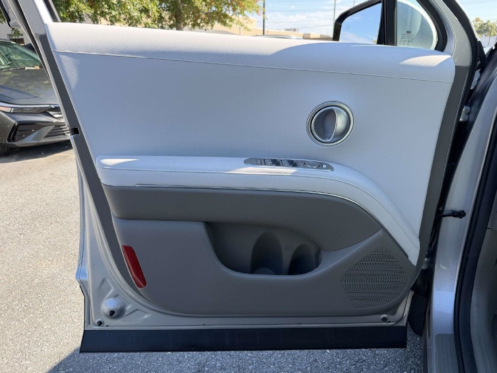 2027 Hyundai PALISADE HYBRID SEL 7 Passenger
