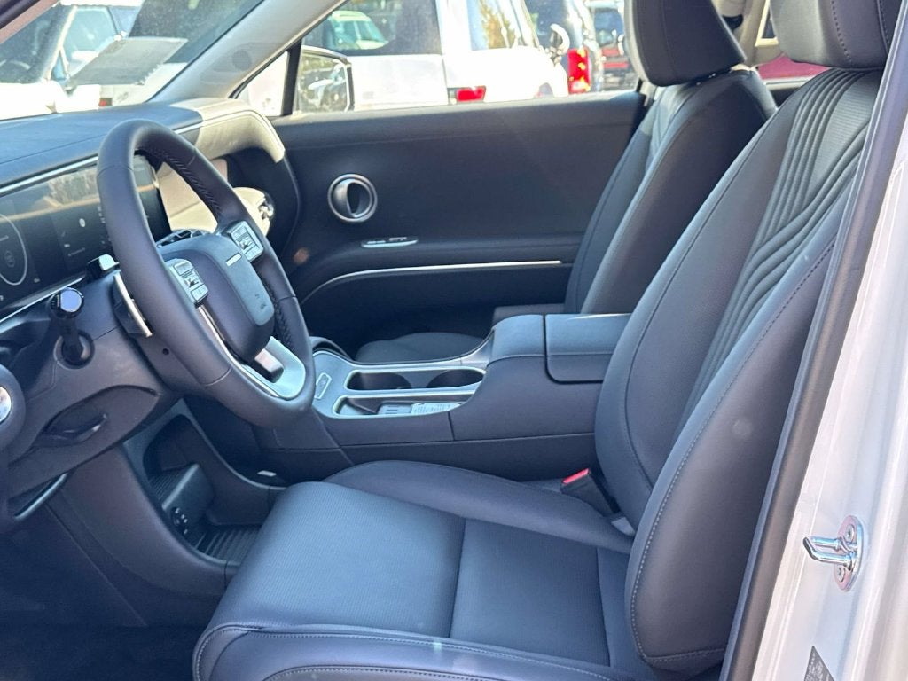 2027 Hyundai PALISADE SEL Premium 7 Passenger