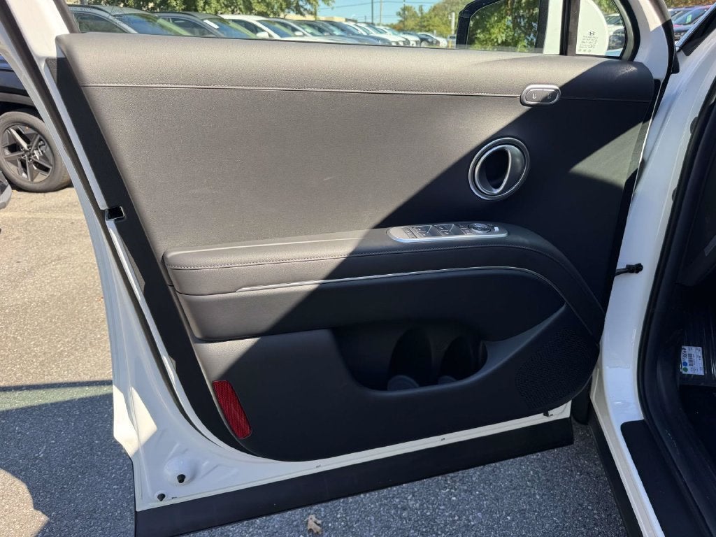 2027 Hyundai PALISADE SEL 7 Passenger