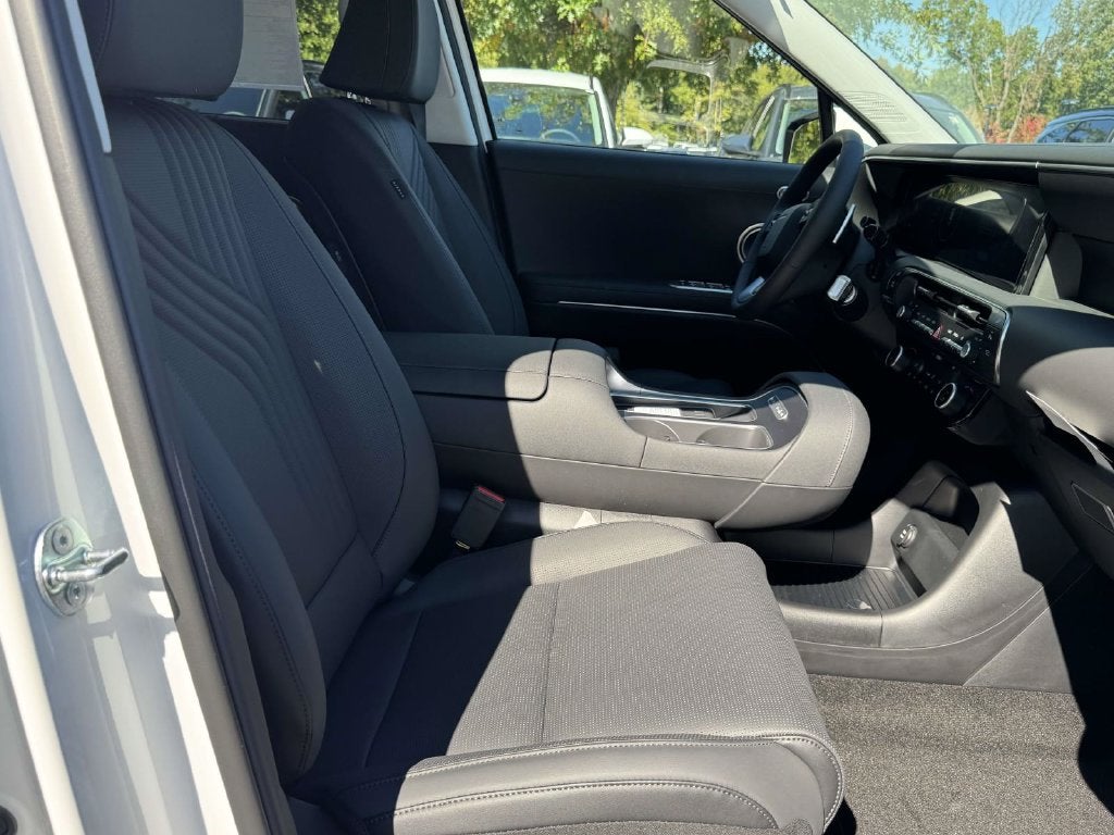 2027 Hyundai PALISADE SEL 7 Passenger
