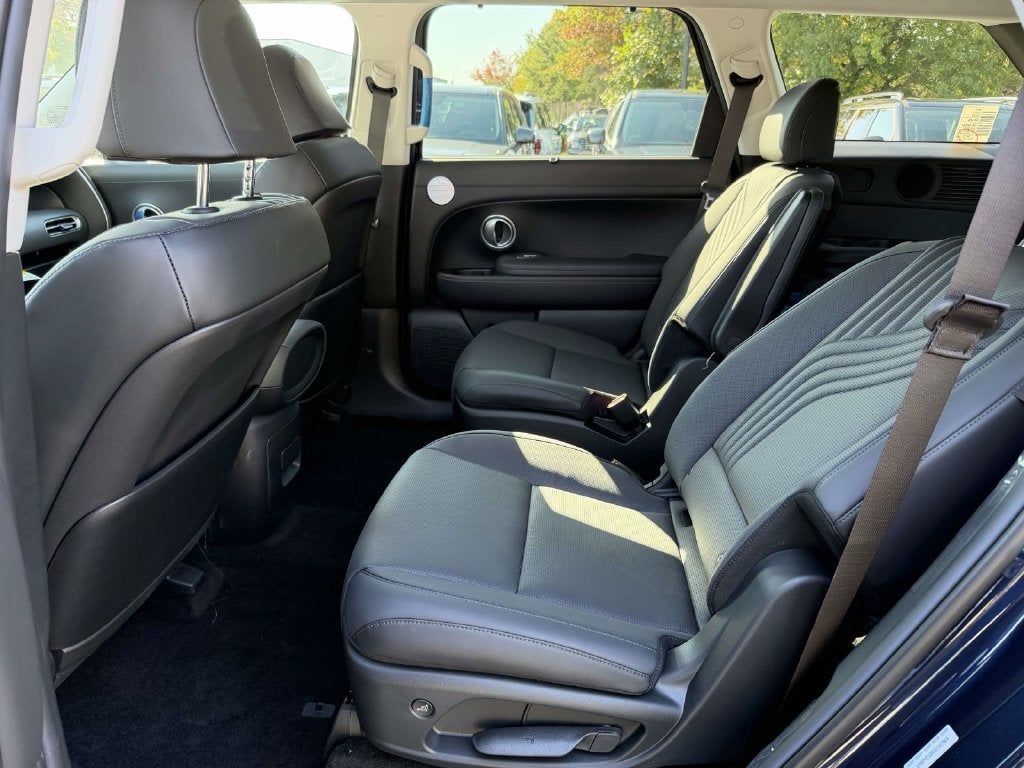 2027 Hyundai PALISADE SEL Premium 7 Passenger