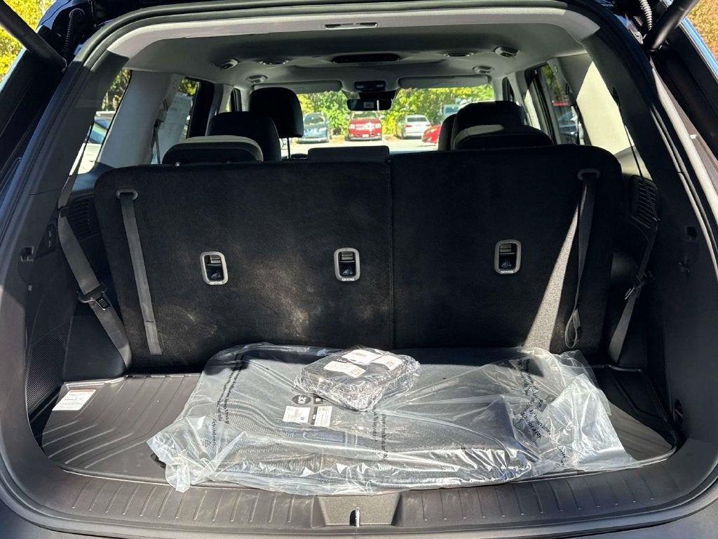 2027 Hyundai PALISADE SEL Premium 7 Passenger
