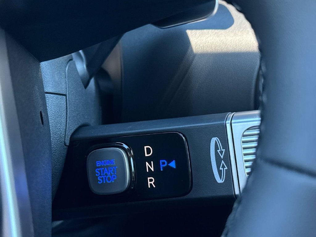 2027 Hyundai PALISADE SEL Premium 7 Passenger