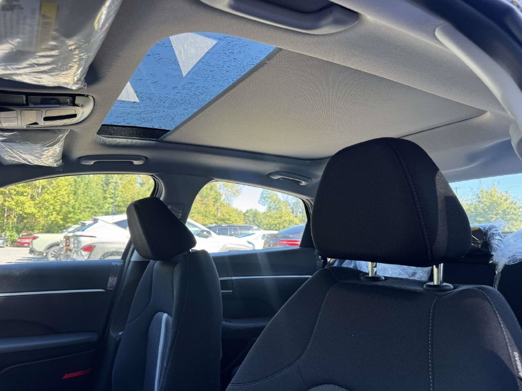 2027 Hyundai SONATA HYBRID SEL