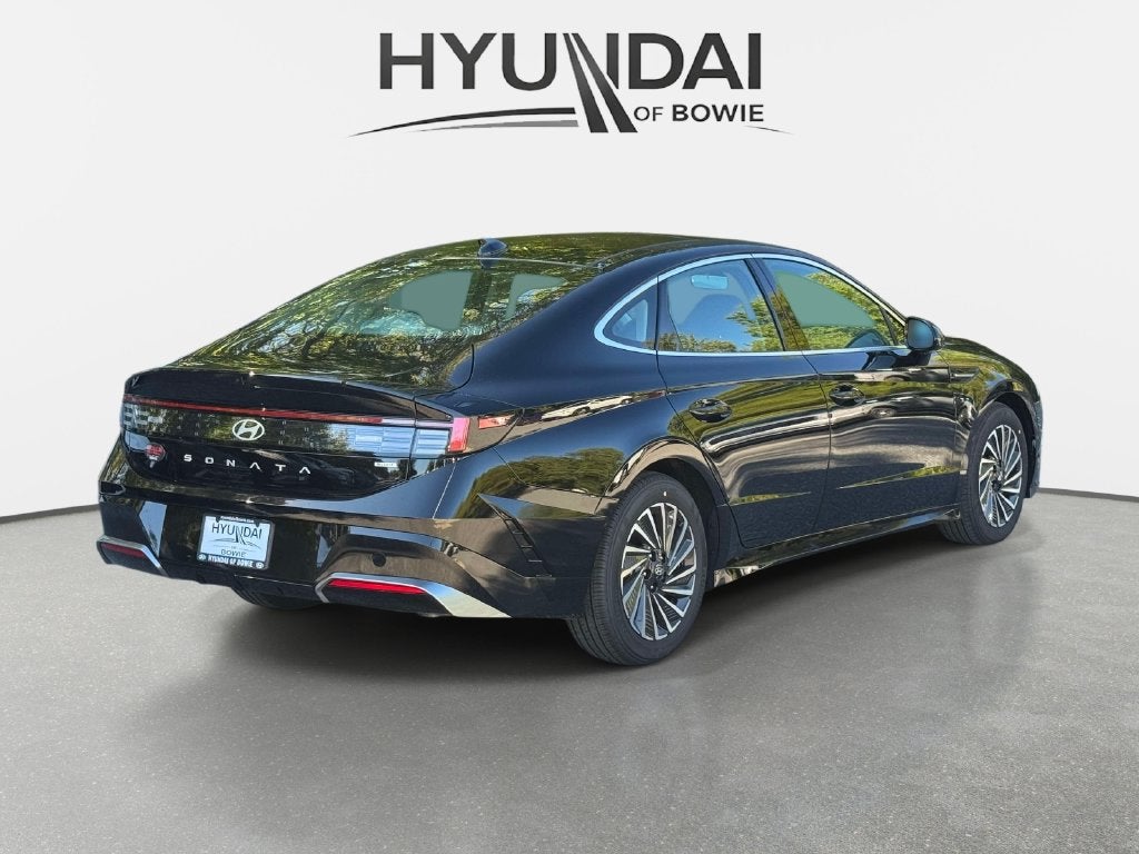 2027 Hyundai SONATA HYBRID SEL