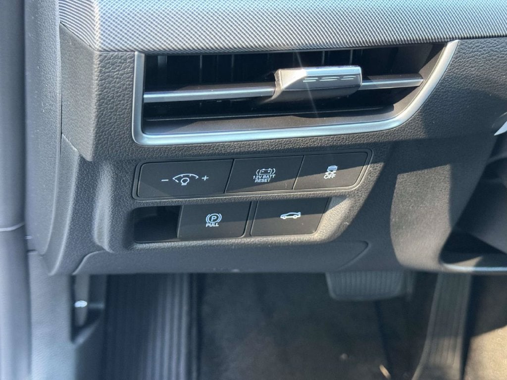 2027 Hyundai SONATA HYBRID SEL