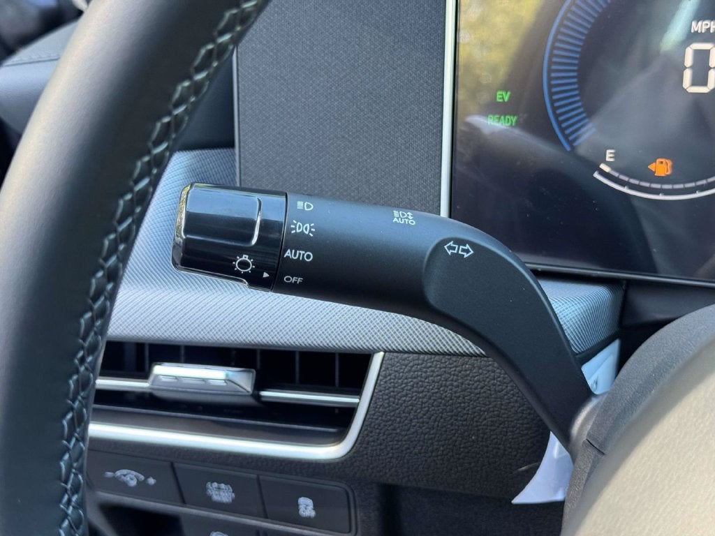 2027 Hyundai SONATA HYBRID SEL