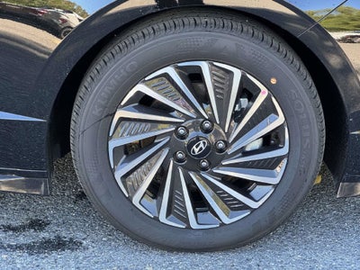 2027 Hyundai SONATA HYBRID SEL