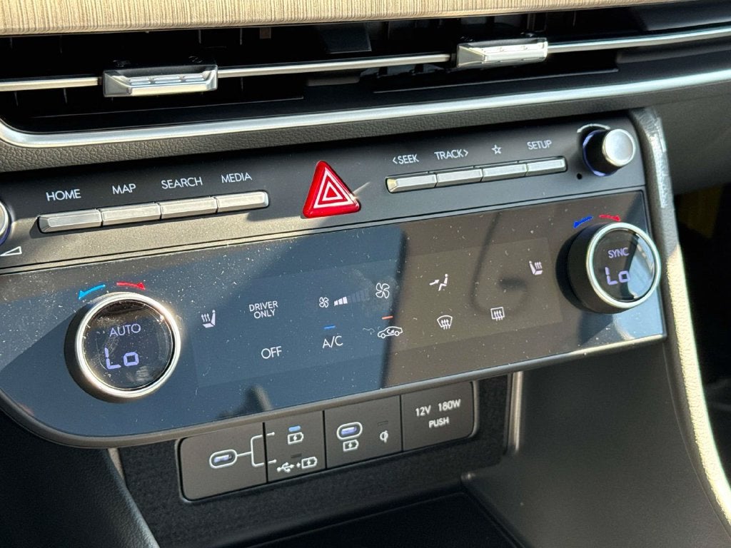 2026 Hyundai SONATA HYBRID SEL