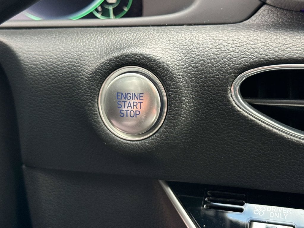 2023 Hyundai SONATA HYBRID Limited
