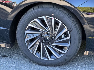 2027 Hyundai SONATA HYBRID Limited