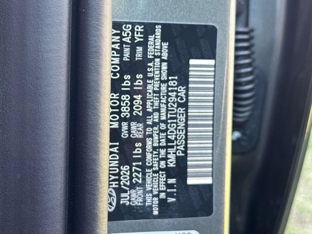 2026 Hyundai ELANTRA SE