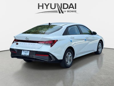 2026 Hyundai ELANTRA SE