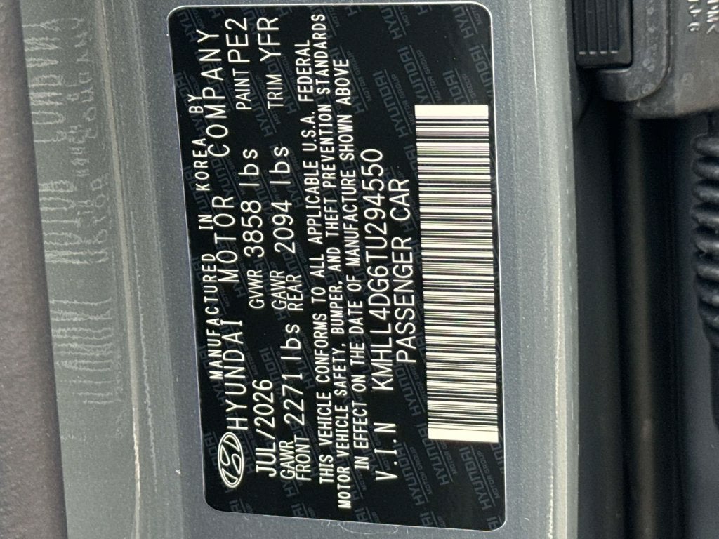 2026 Hyundai ELANTRA SE