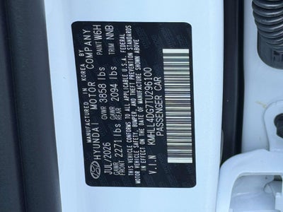 2026 Hyundai ELANTRA SE
