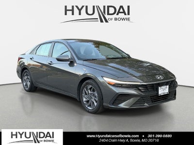 2024 Hyundai ELANTRA SEL