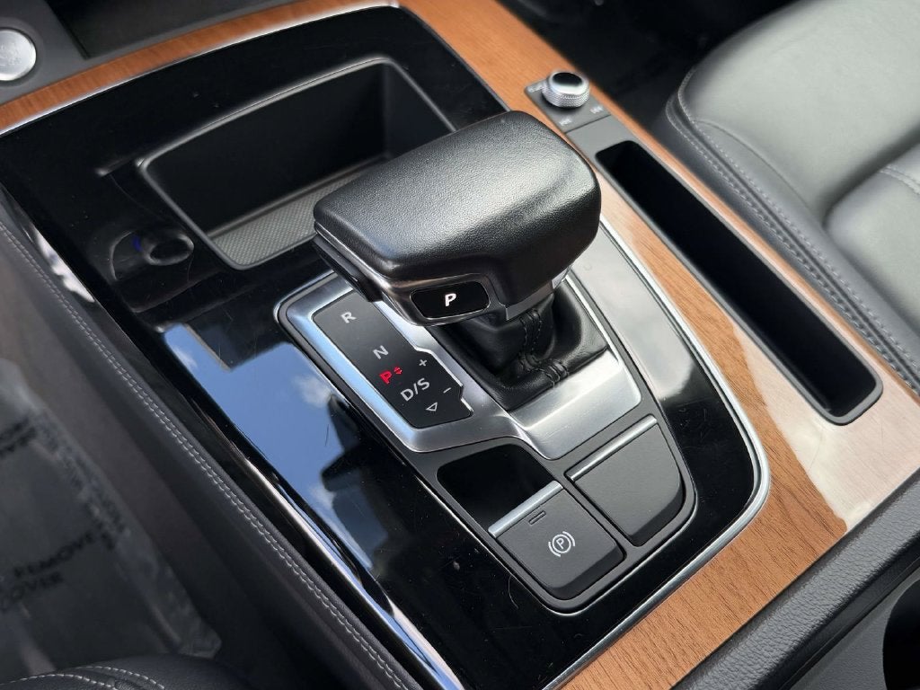 2023 Audi Q5 45 S line Premium quattro