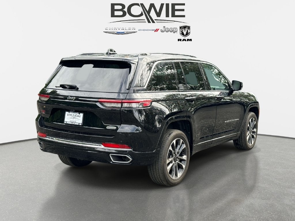 2023 Jeep Grand Cherokee Overland 4x2