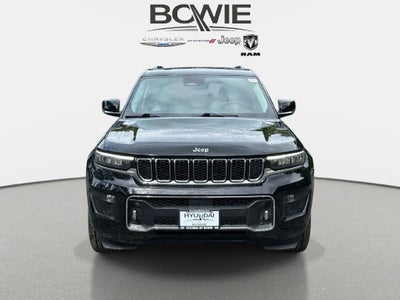2023 Jeep Grand Cherokee Overland 4x2