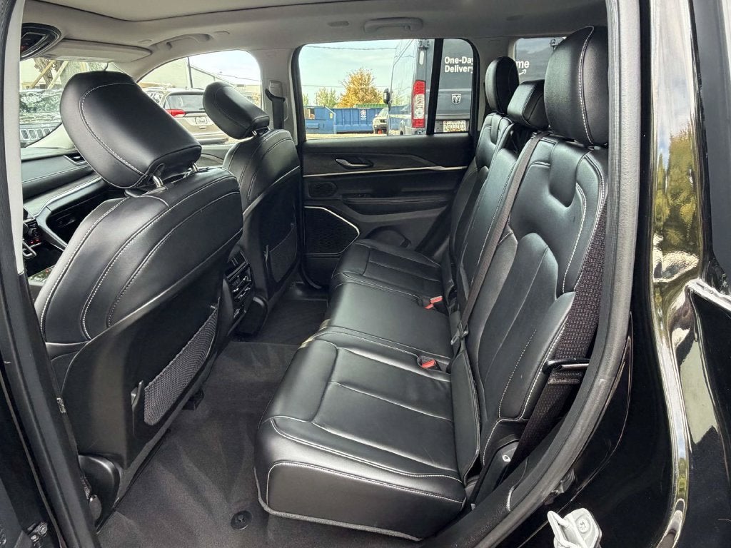 2022 Jeep Grand Cherokee Limited 4x4