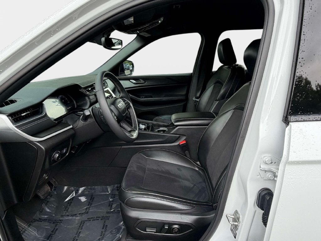 2024 Jeep Grand Cherokee L Altitude X 4x4