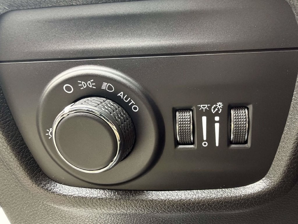 2024 Jeep Grand Cherokee L Altitude X 4x4