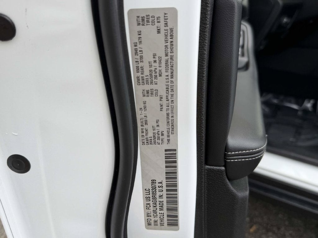 2024 Jeep Grand Cherokee L Altitude X 4x4