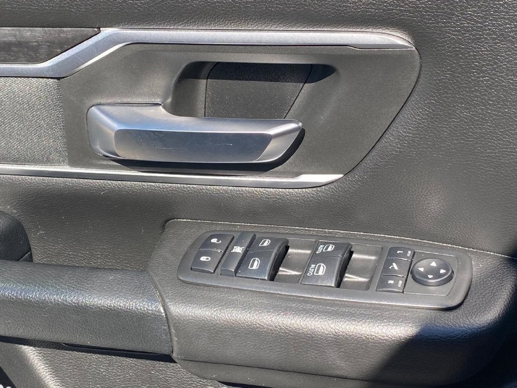 2019 RAM 1500 Big Horn/Lone Star Crew Cab 4x4 5'7' Box