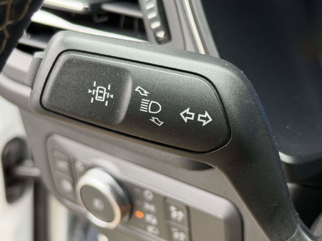 2021 Ford Escape Titanium Hybrid