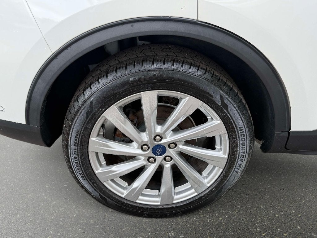 2021 Ford Escape Titanium Hybrid
