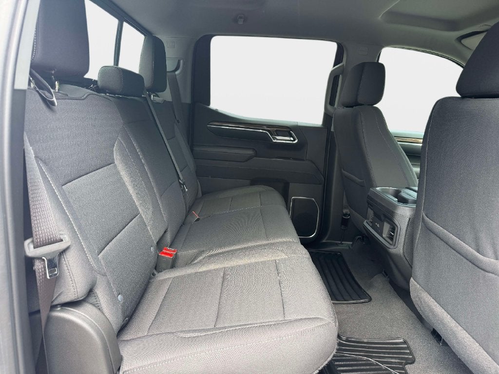 2024 Chevrolet Silverado 1500 4WD Crew Cab Short Bed RST