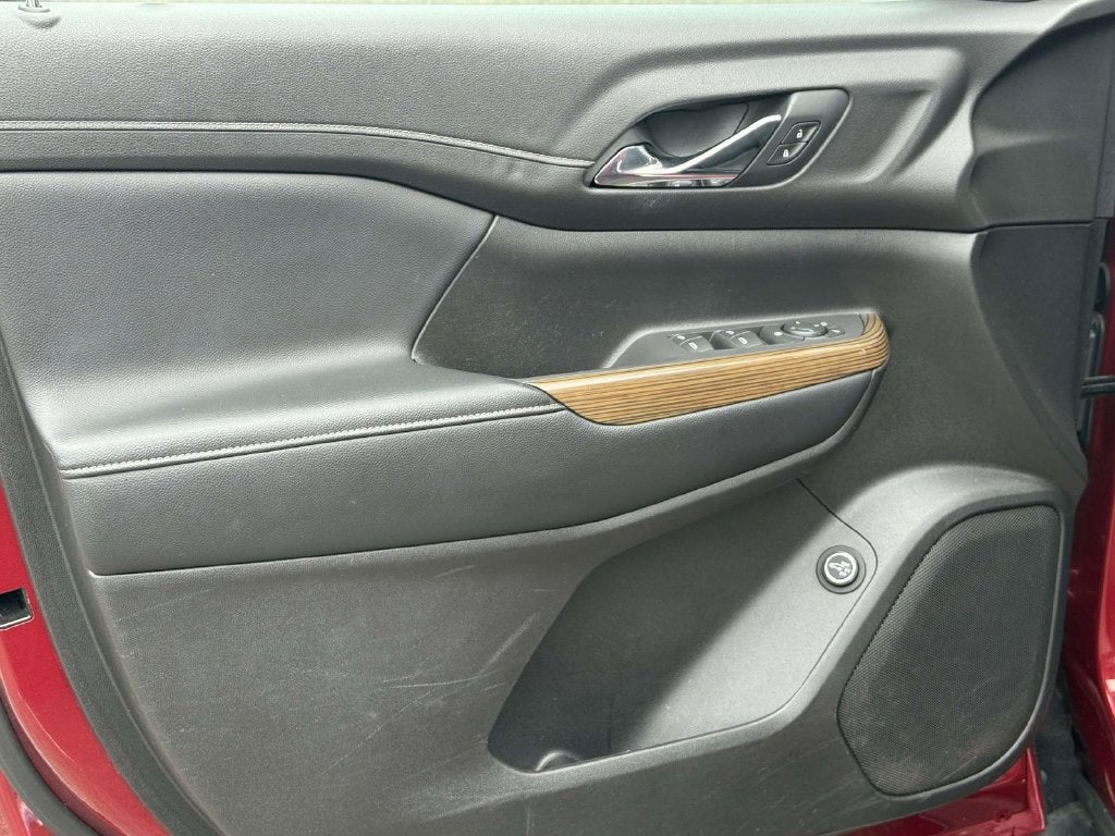 2019 GMC Acadia SLE-2