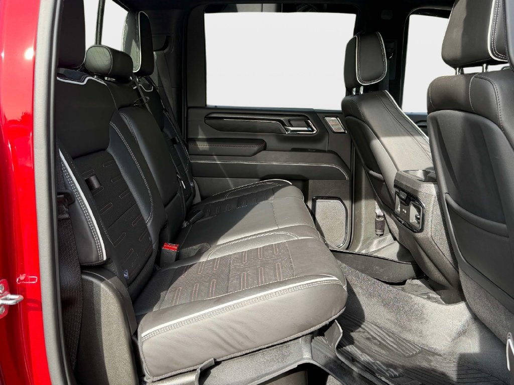 2025 GMC Sierra 2500HD AT4X