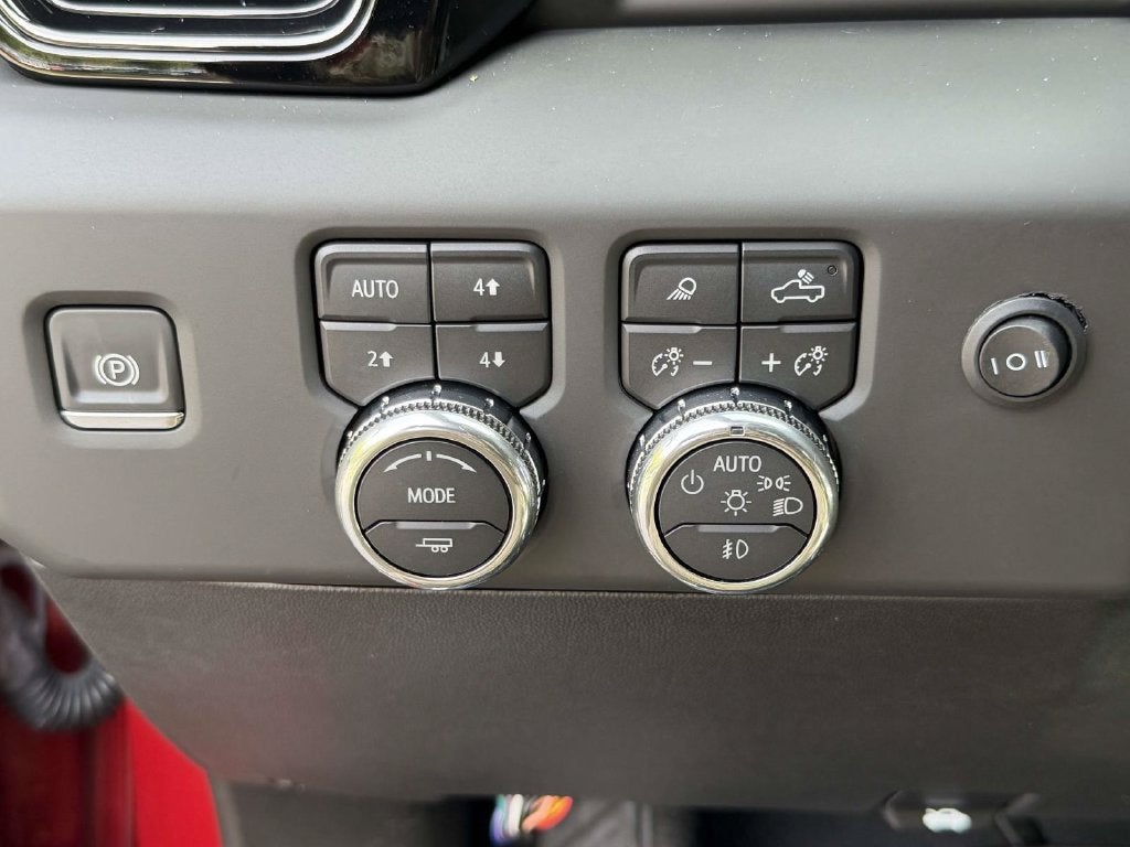2025 GMC Sierra 2500HD AT4X